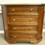 807 8212 CHEST OF DRAWERS